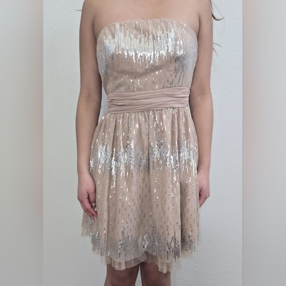 Doe & Rae Dress Medium - Picture 5 of 5